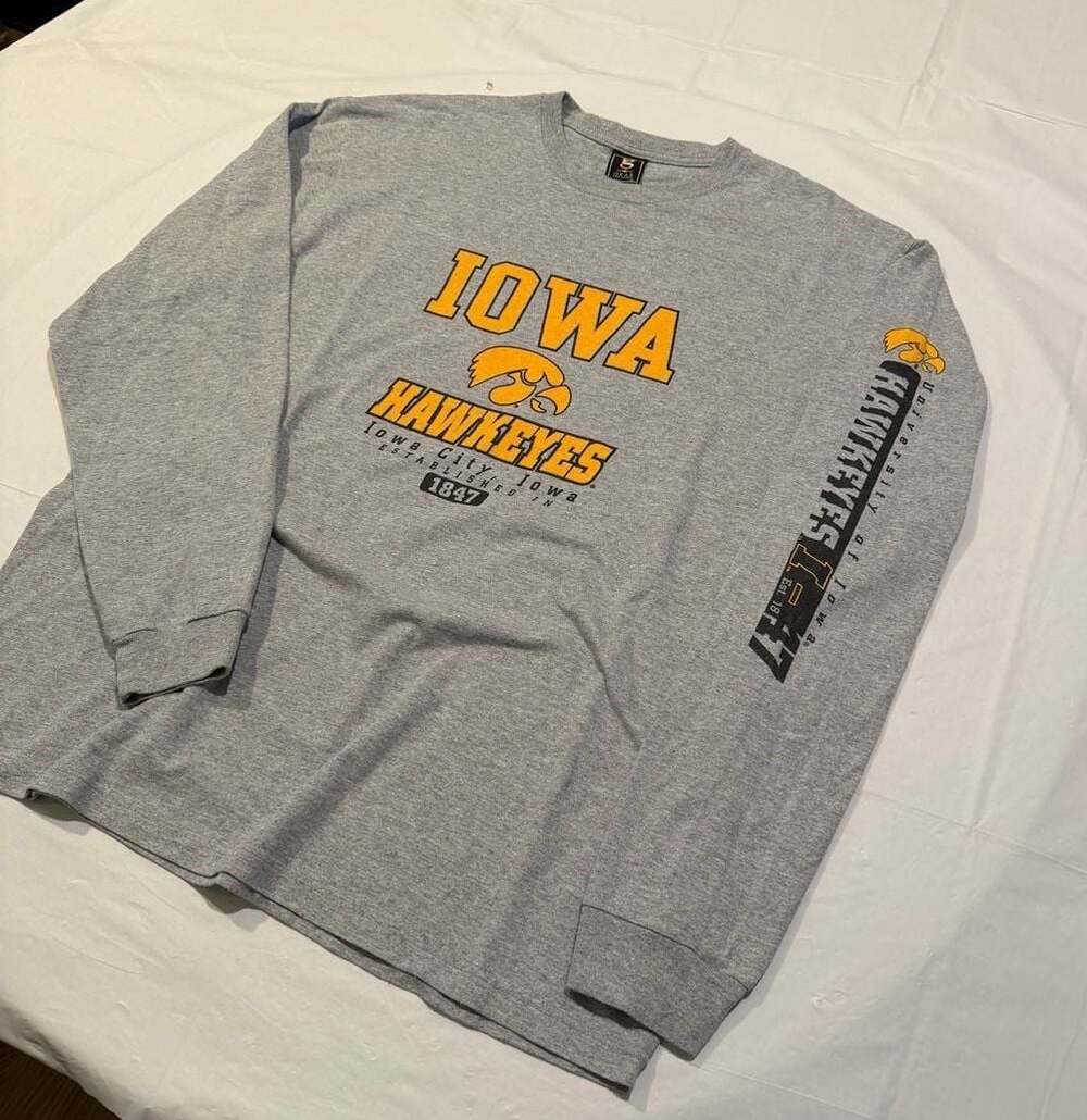 Gear For Sports University of Iowa Hawkeyes‎ Long Sleeve Graphic T-Shirt XL